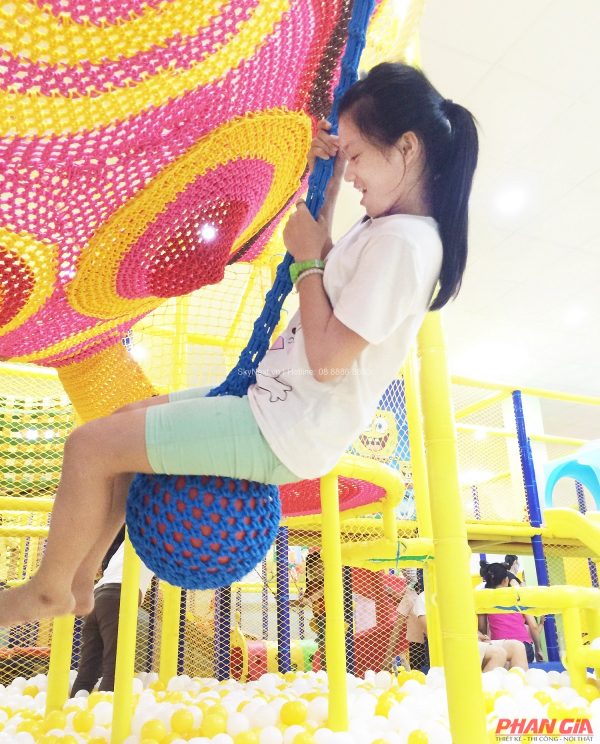 Khu Vui Chơi Tuấn Việt Kids 700m2 - Quảng Bình 29 Tổng thể khu vui chơi trẻ em Tuấn Việt Quảng Bình không gian rộng rãi trang thiết bị hiện đại