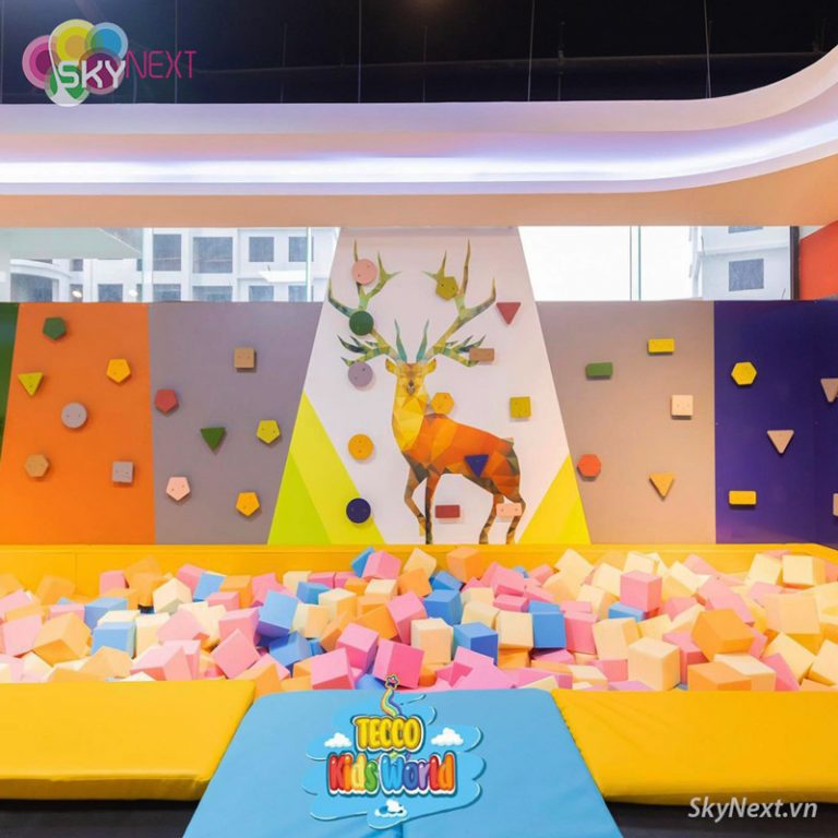 Tường leo núi mini dành cho trẻ em trong nhà