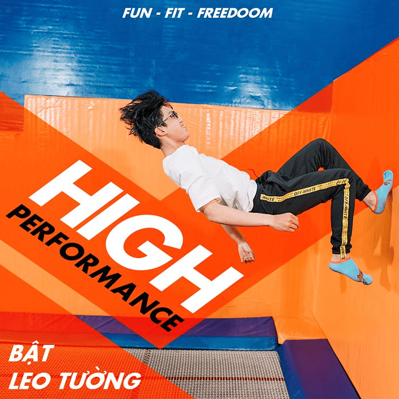 Bat leo tuong trochoi jump arena
