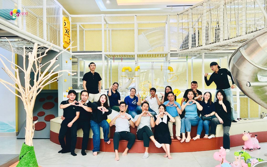 Đội Ngũ Nhân Sự 2 Con người là nền tảng tạo nên sức mạnh và sự phát triển của SkyNext